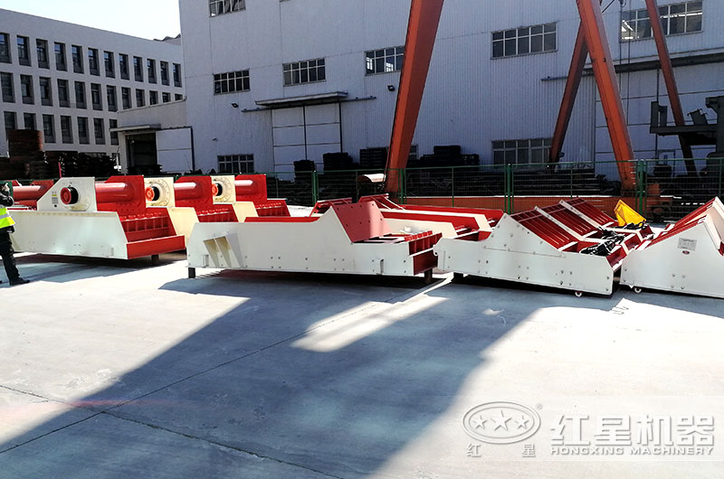 振動給料機(jī)現(xiàn)貨供應(yīng)，型號全