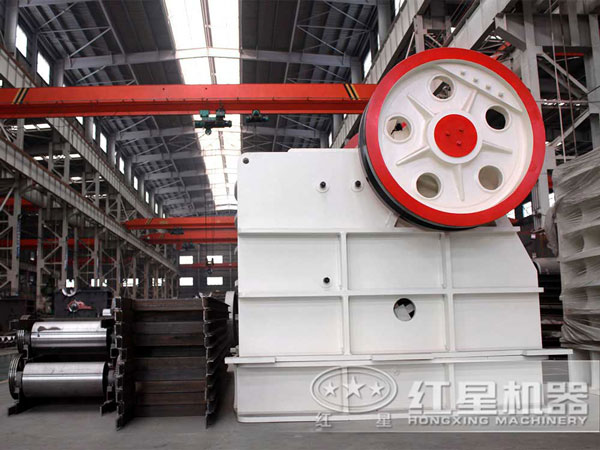 顎式破石機——石料廠的戰(zhàn)斗機，石頭的變形機